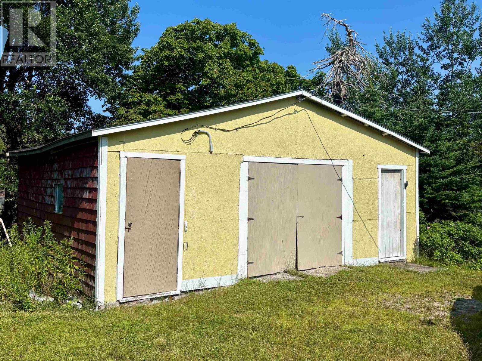 Property 5 of 20 of 13510 HWY 6