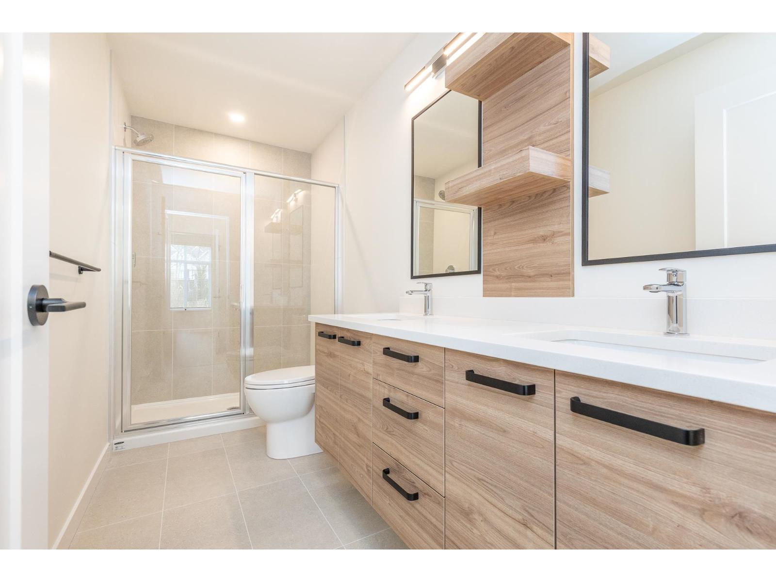 112 33920 BEST AVENUE, Mission