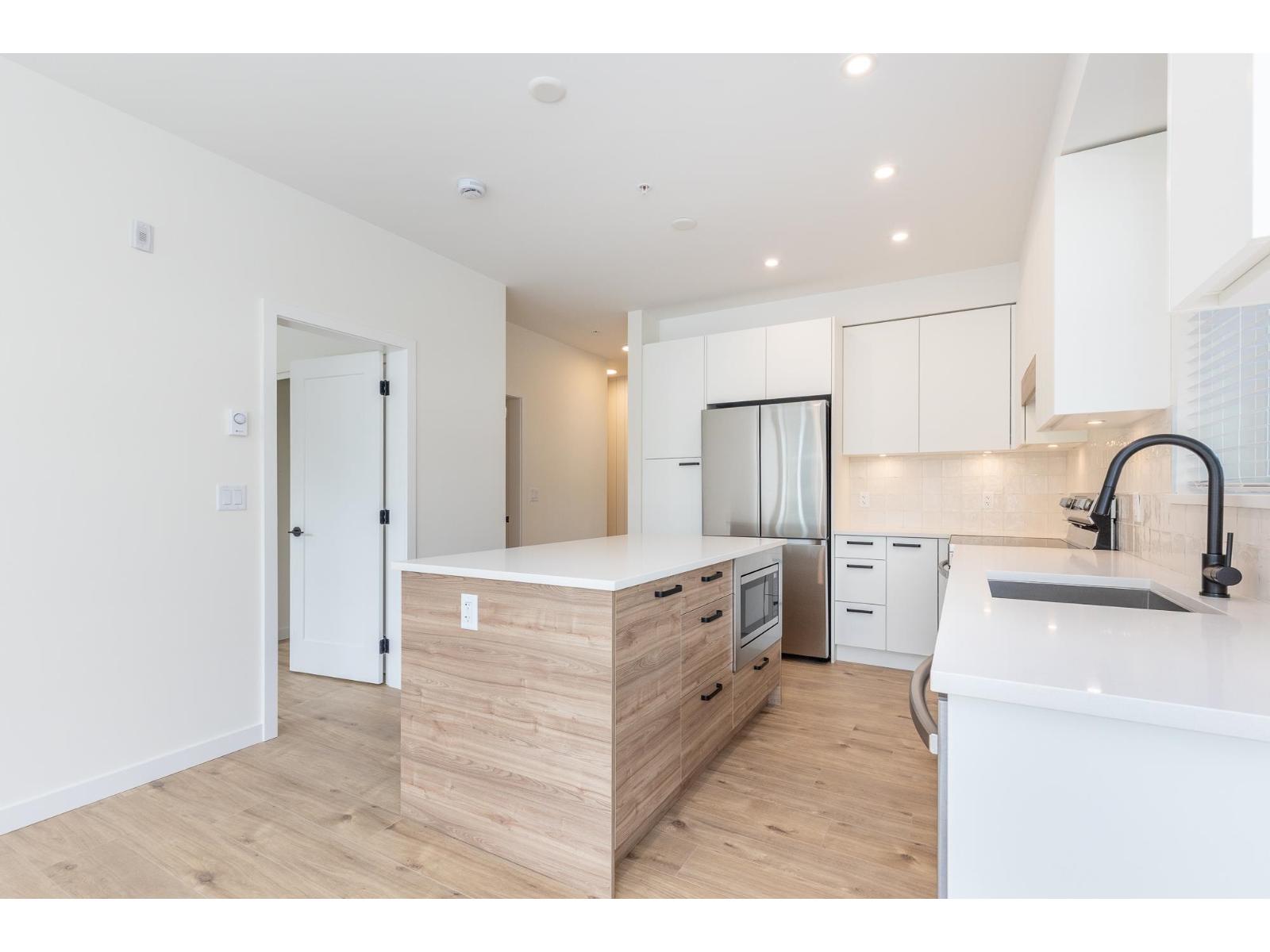 112 33920 BEST AVENUE, Mission