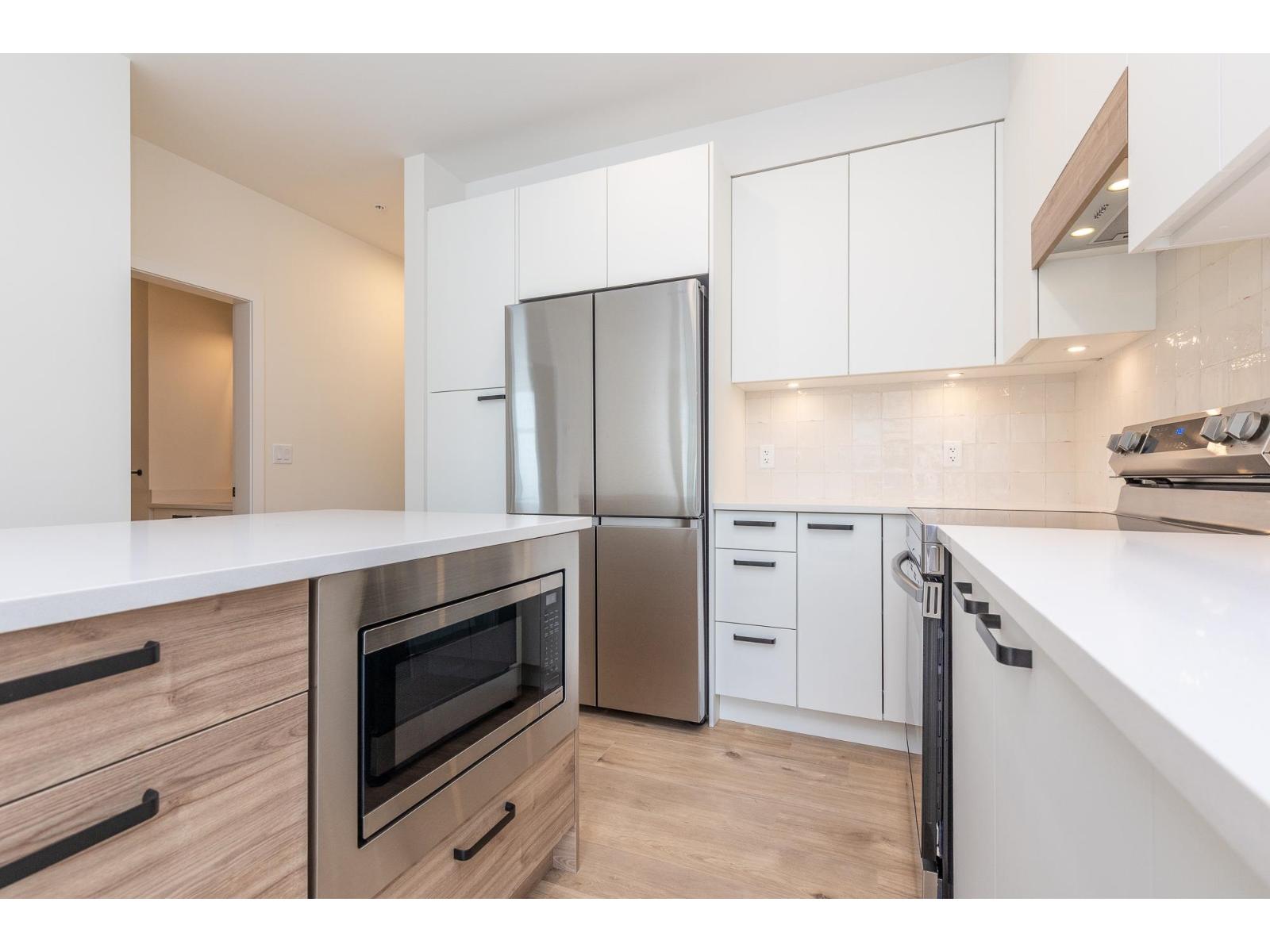 112 33920 BEST AVENUE, Mission