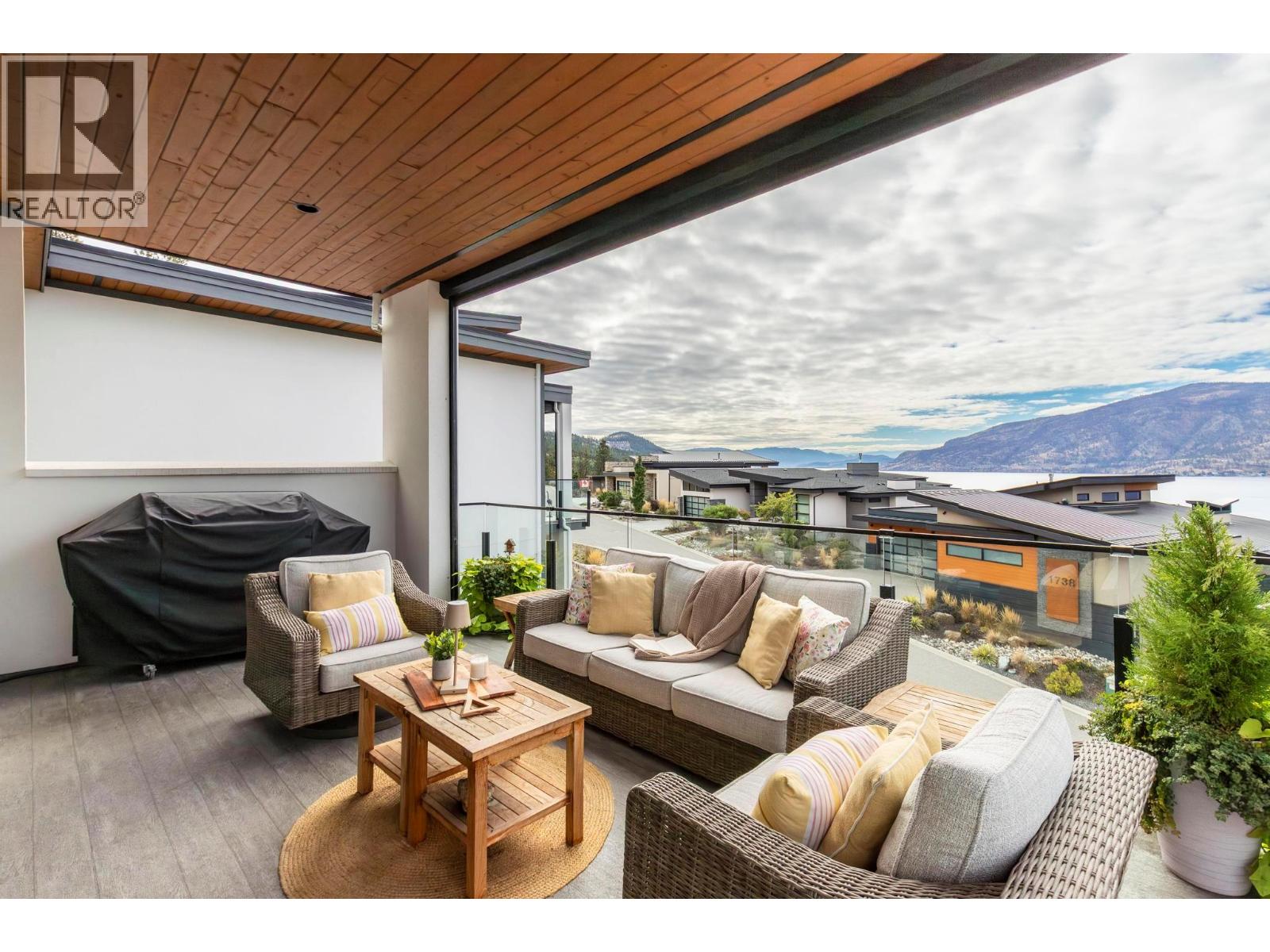  1768 Slateview Crescent, Lake Country