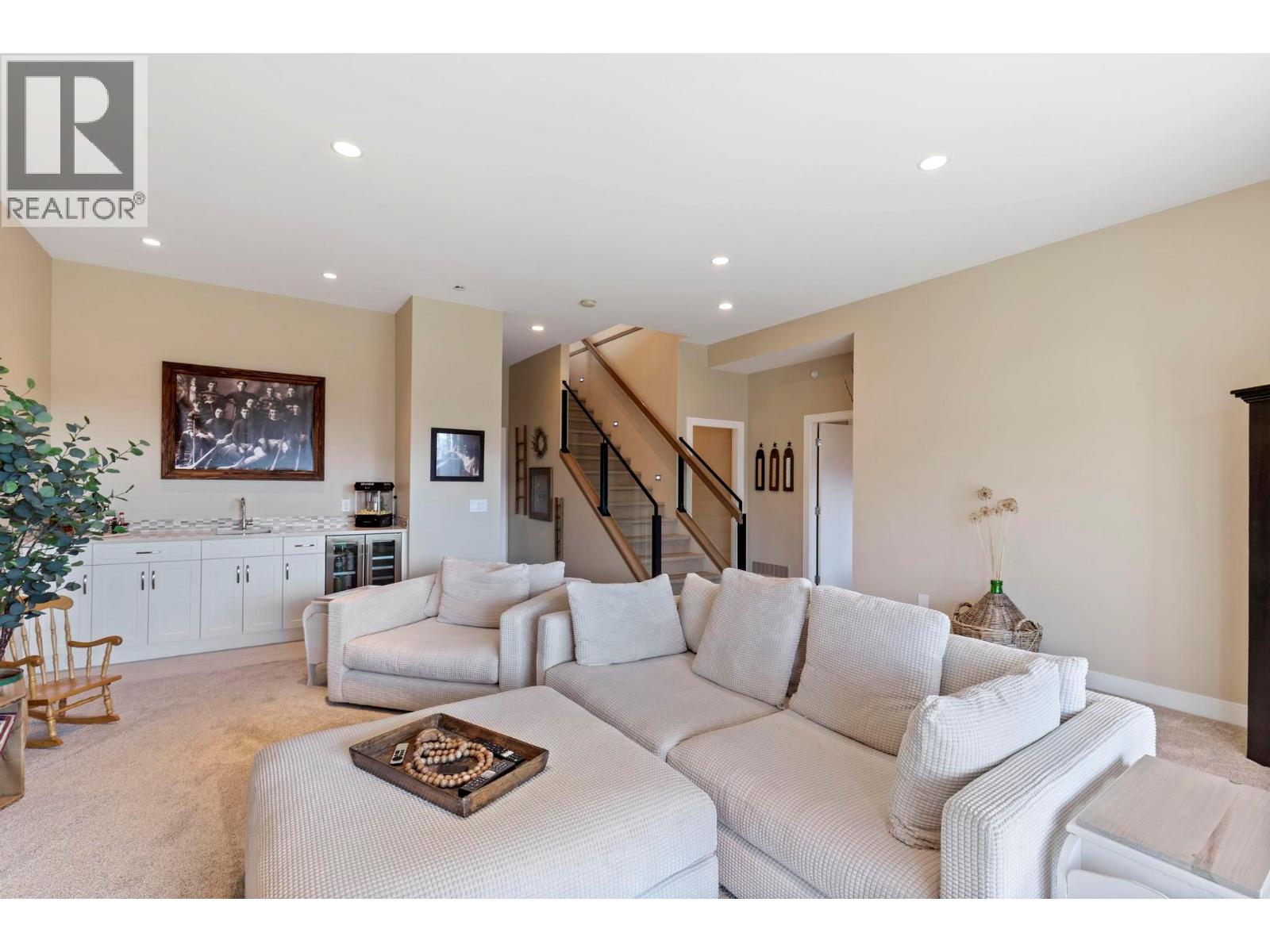  1768 Slateview Crescent, Lake Country