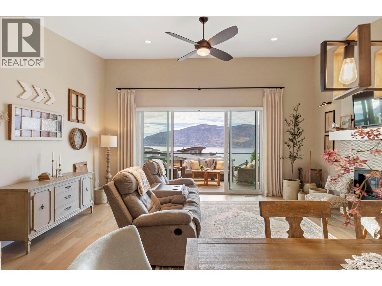  1768 Slateview Crescent, Lake Country