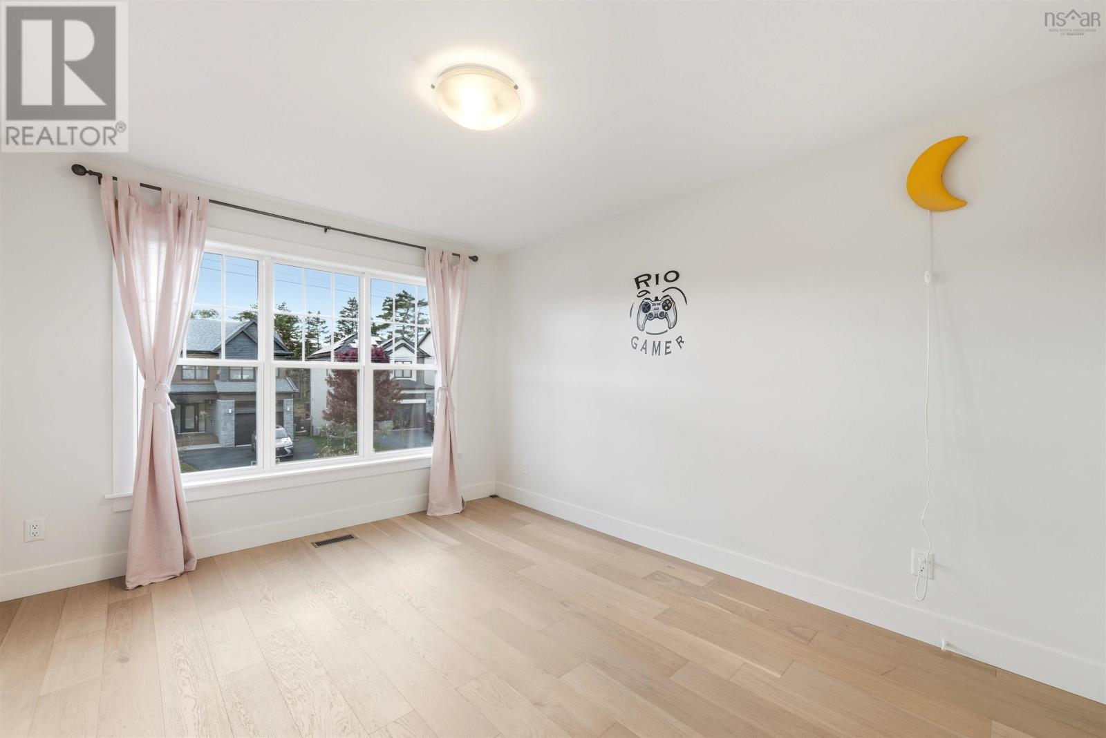 Property 23 of 49 of 14 Bristolton Avenue