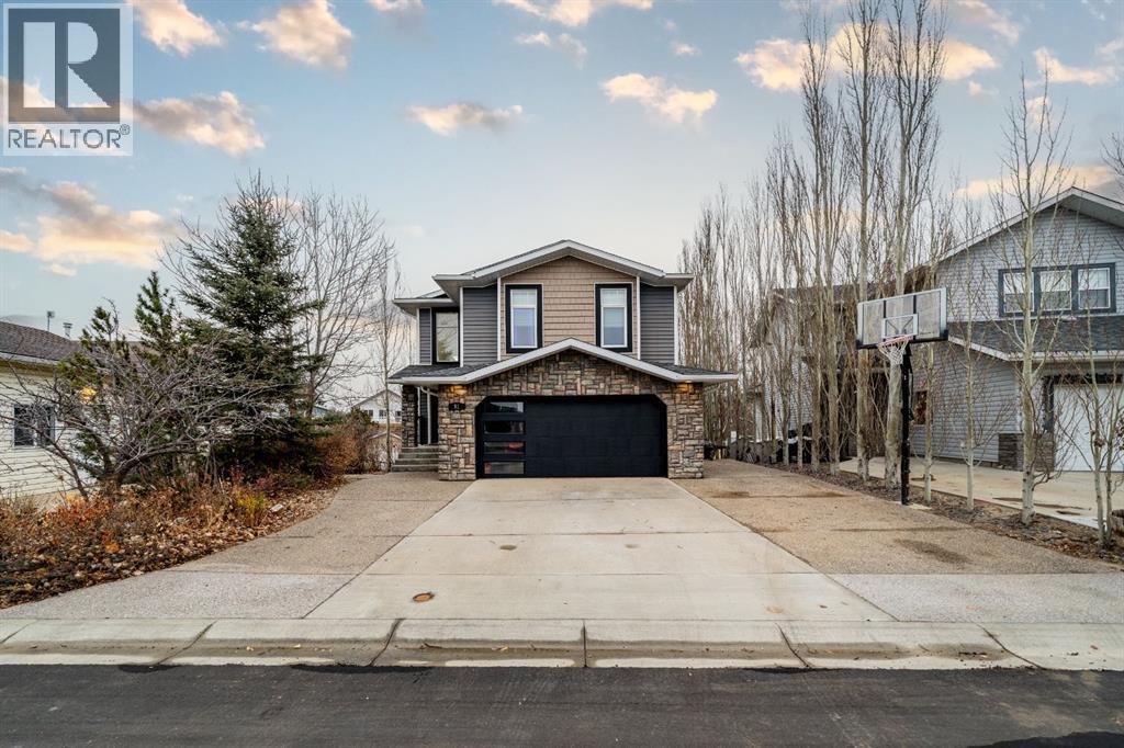 61 White Pelican Way