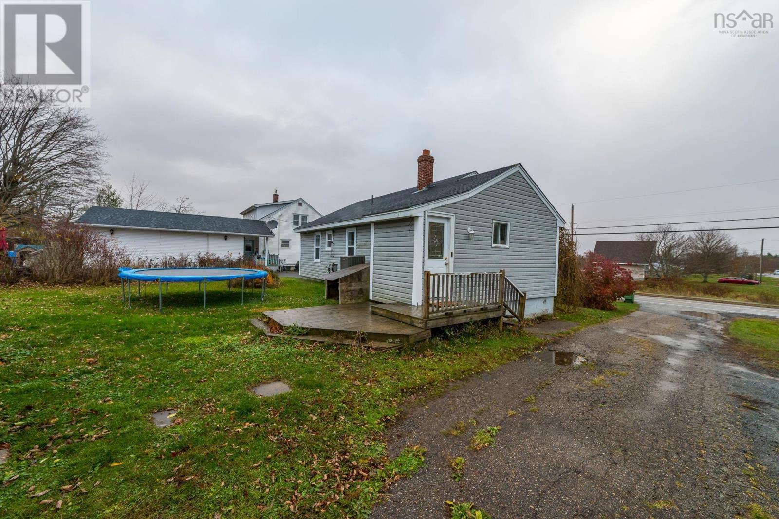 Property 20 of 22 of 13935 Highway 1