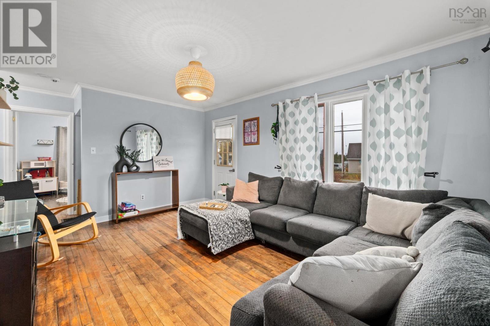 Property 4 of 22 of 13935 Highway 1