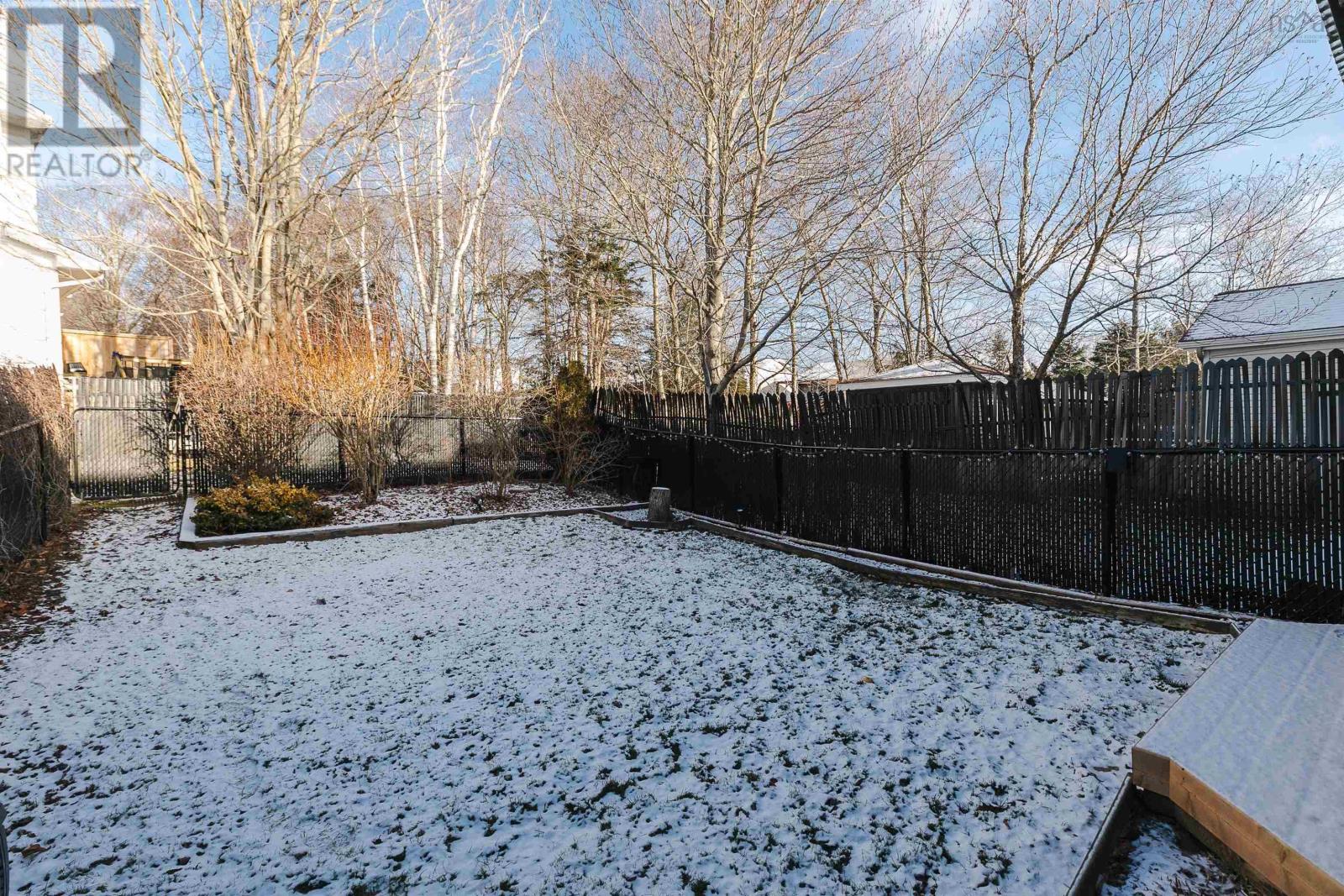 Property 34 of 49 of 20 Russell Lake Drive