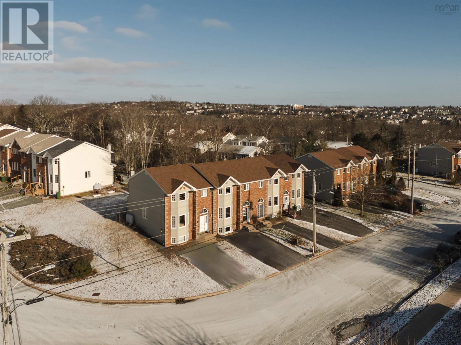 Property 41 of 49 of 20 Russell Lake Drive