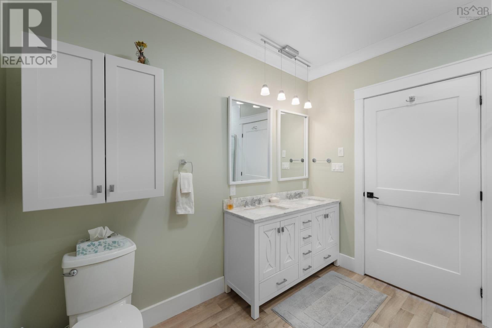 Property 15 of 39 of 3387 Highway 1