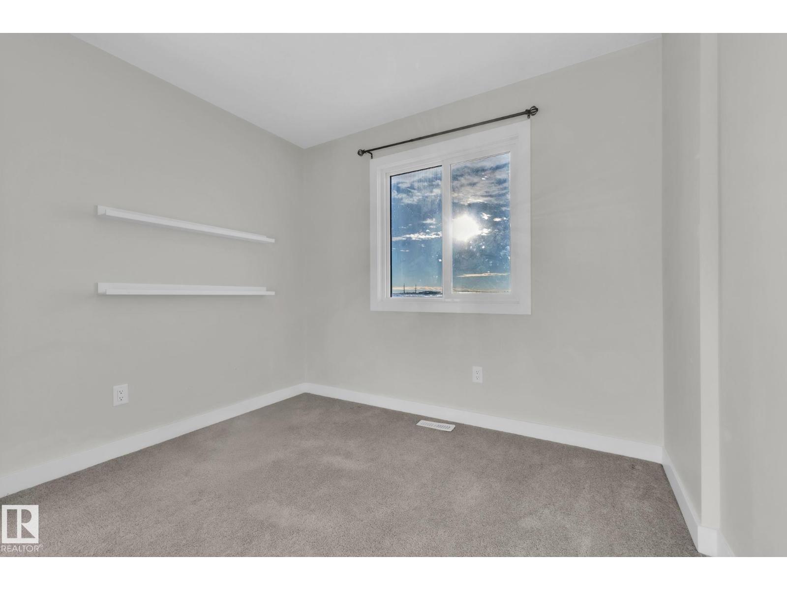 37 SIENNA BV, Fort Saskatchewan