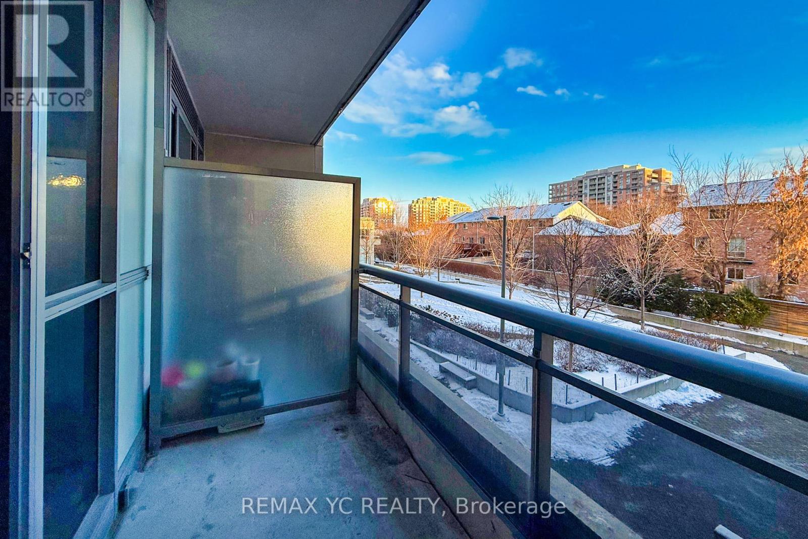 #201 9191 YONGE STREET - 20