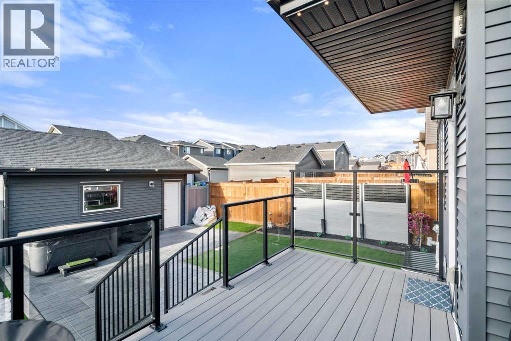 3 Sundown Manor, Cochrane