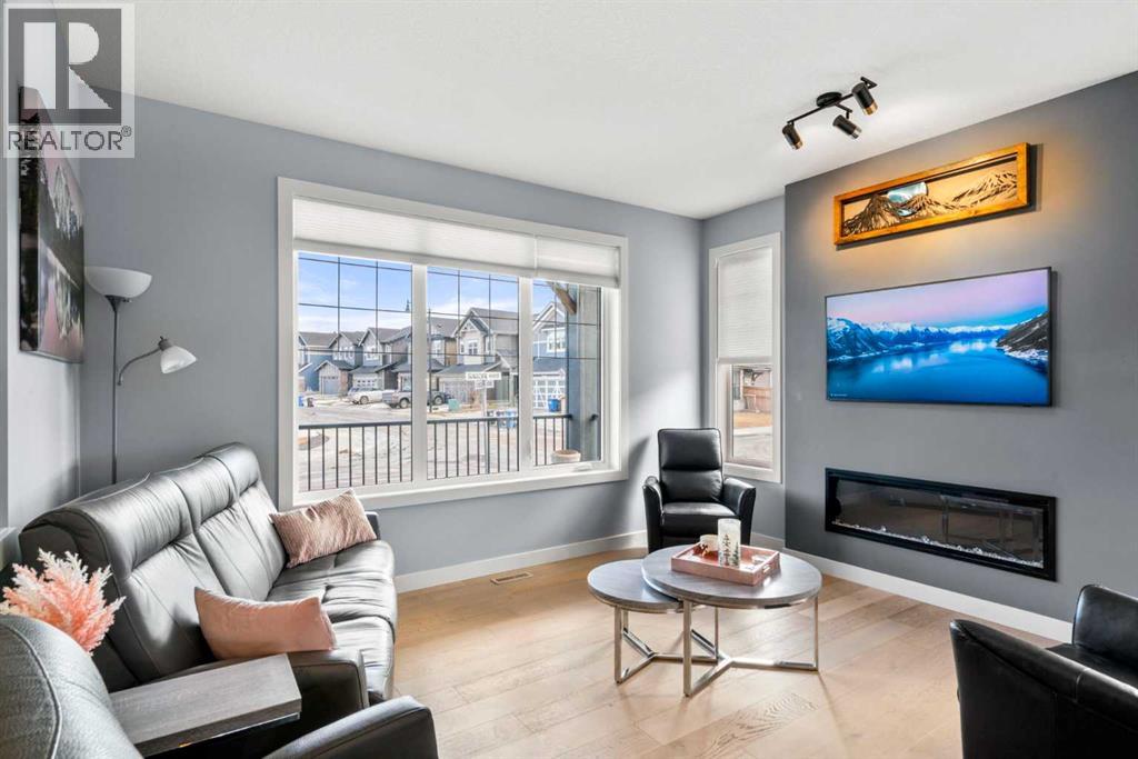 3 Sundown Manor, Cochrane