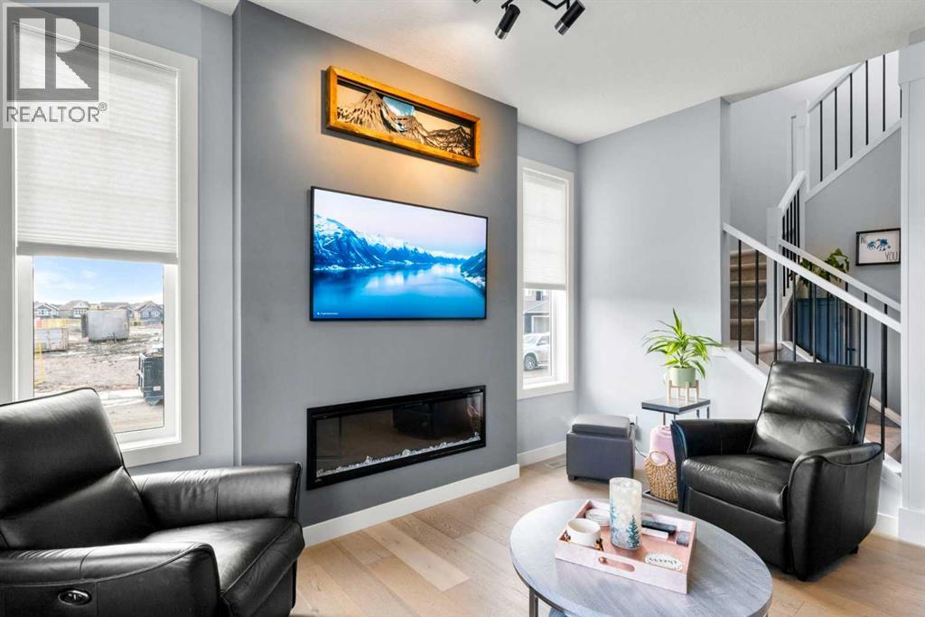 3 Sundown Manor, Cochrane