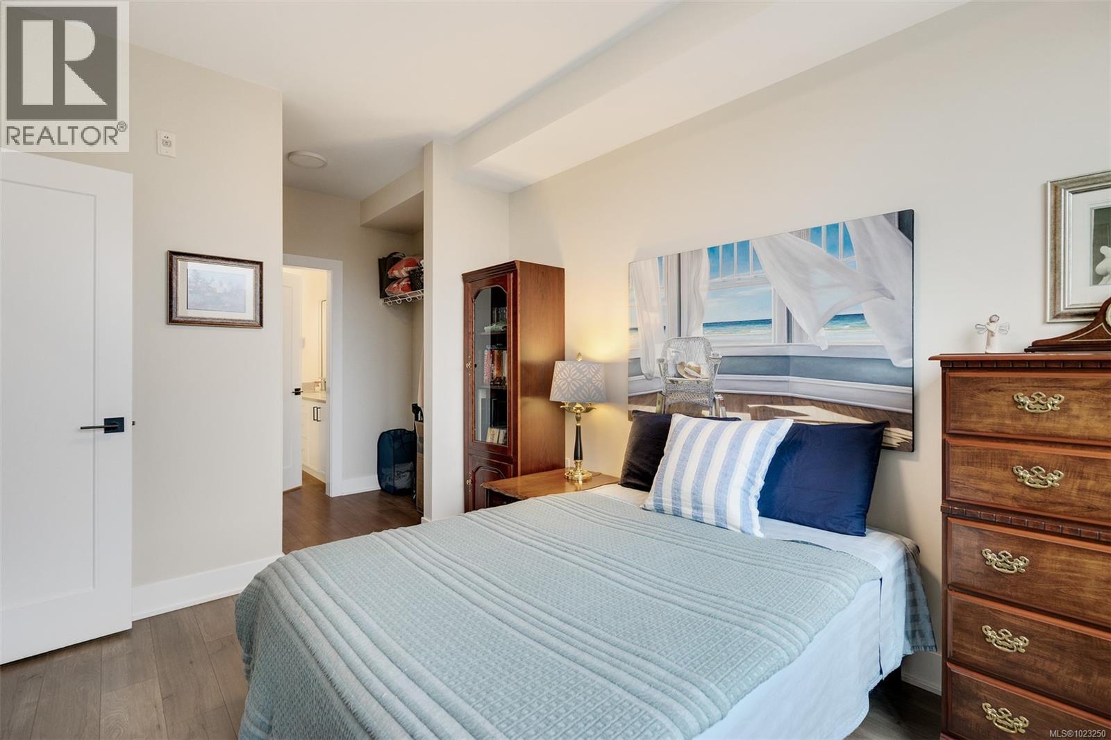 211 1361 Goldstream Ave, Langford