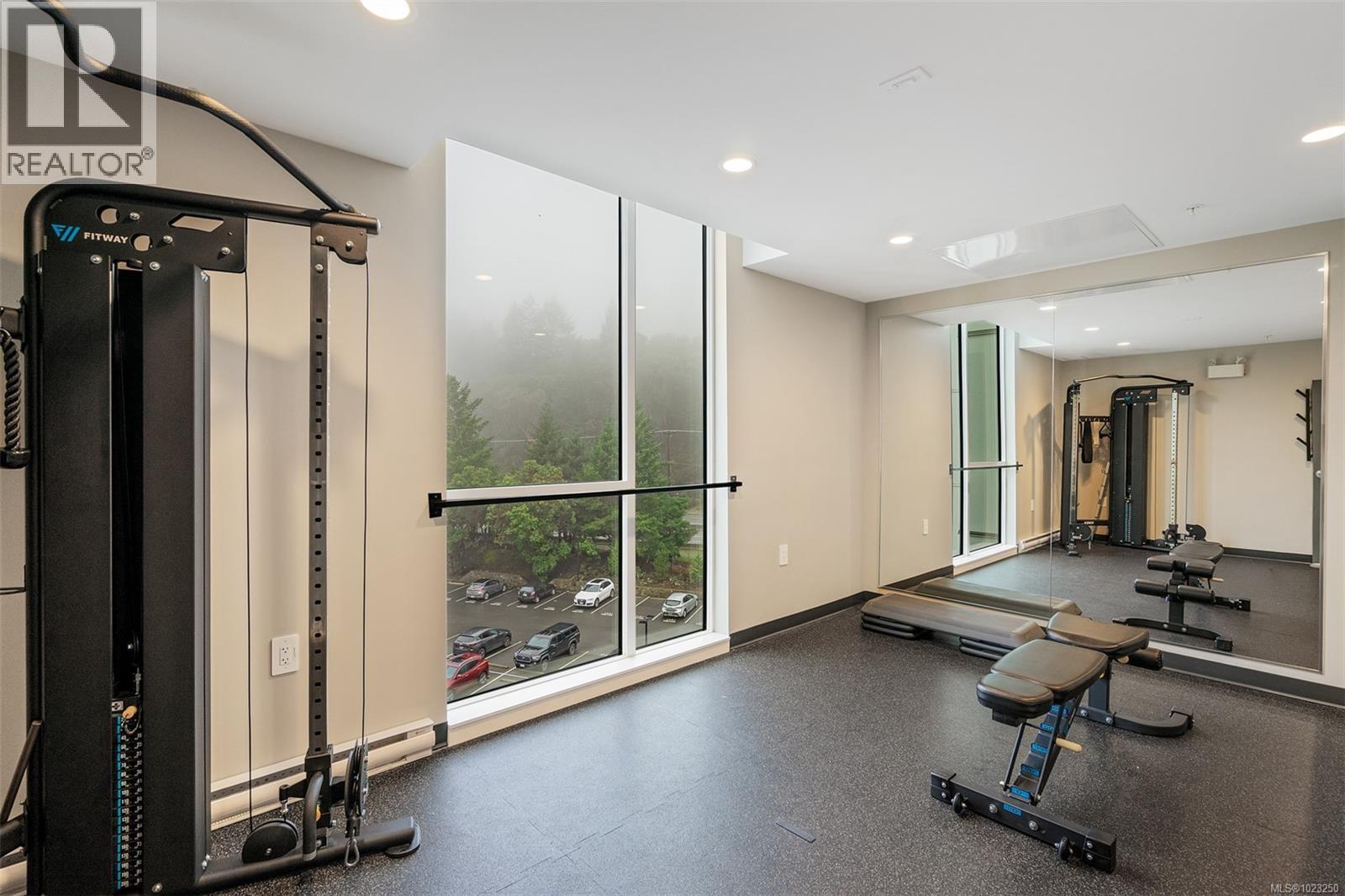 211 1361 Goldstream Ave, Langford