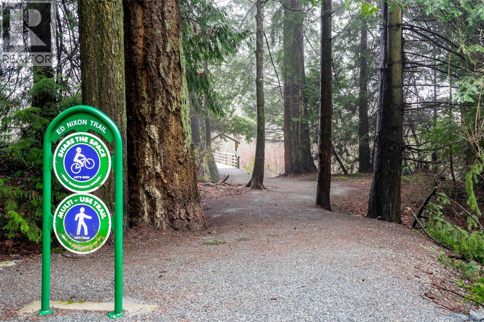 211 1361 Goldstream Ave, Langford