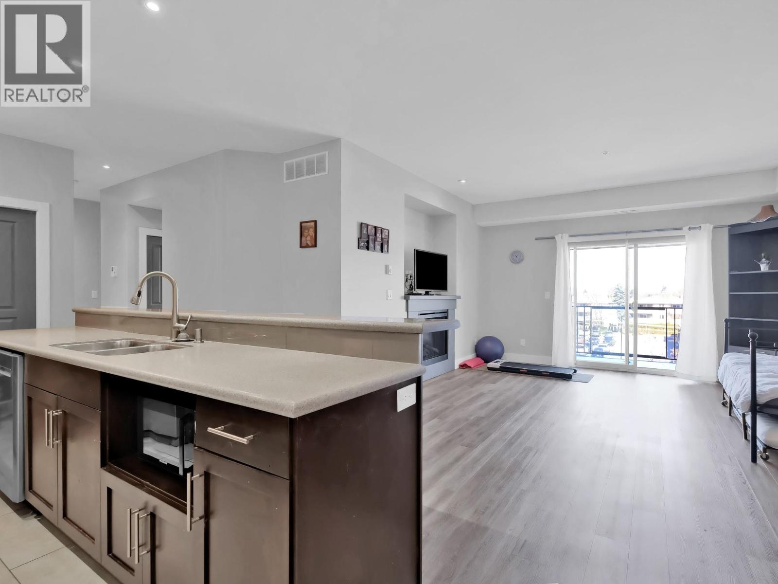 250 WATERFORD Avenue Unit# 311, Penticton