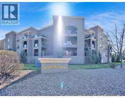 311 250 WATERFORD Avenue, Penticton