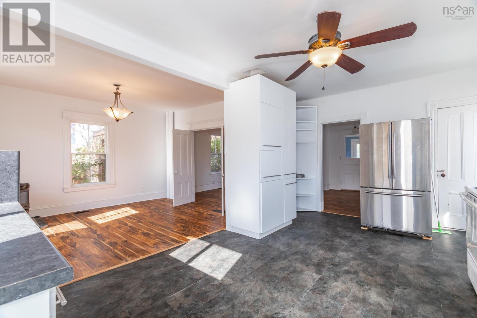 Property 5 of 30 of 771 Highway 10