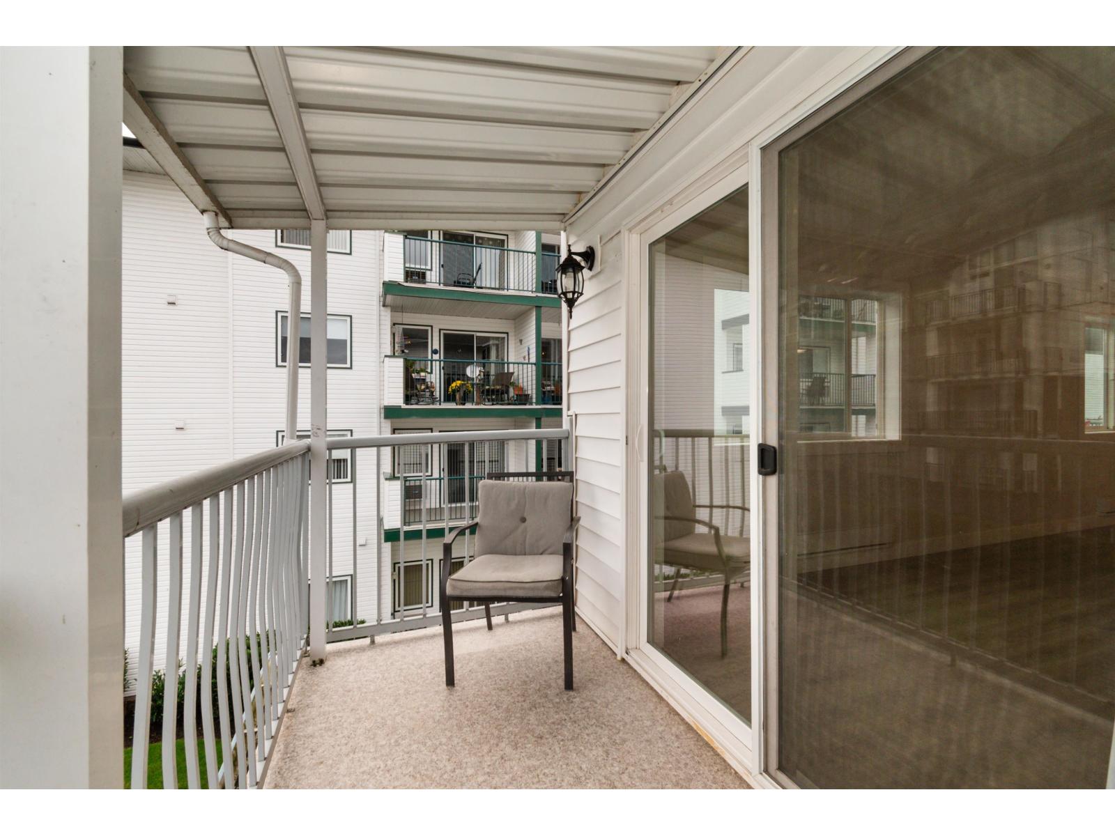 301 9175 EDWARD STREET, Chilliwack Proper West, Chilliwack