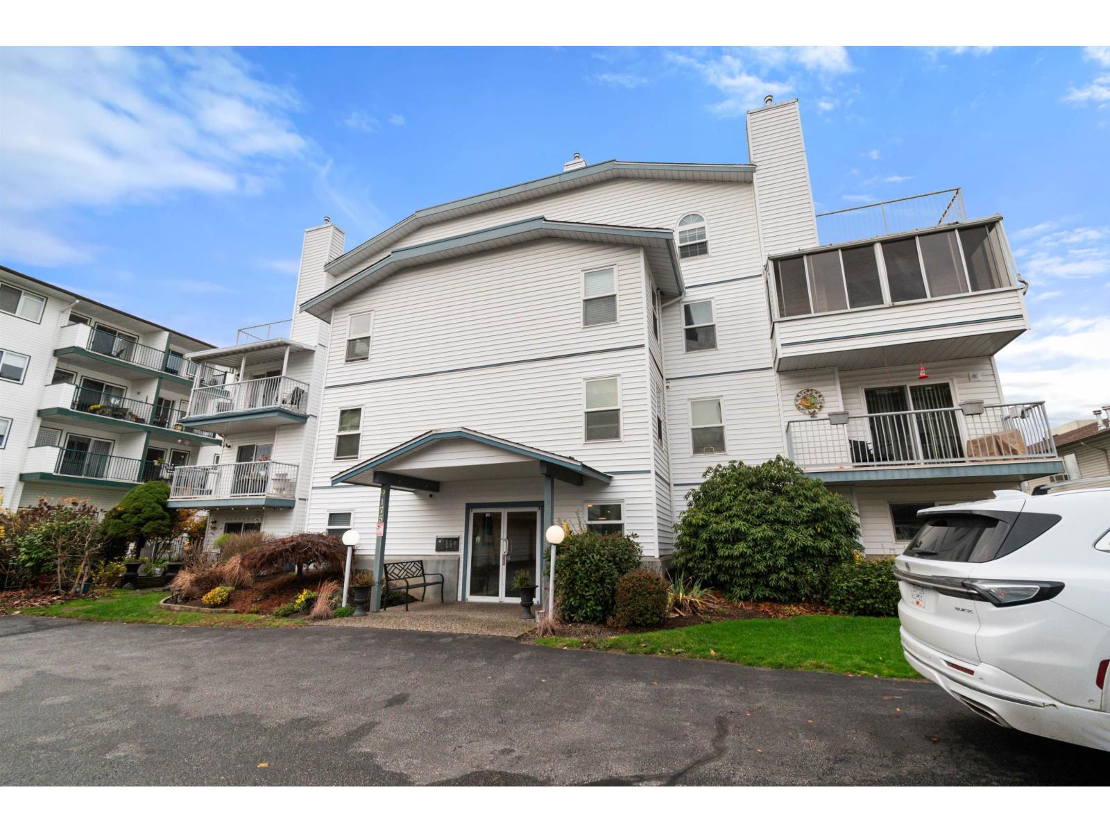301 9175 EDWARD STREET, Chilliwack Proper West, Chilliwack