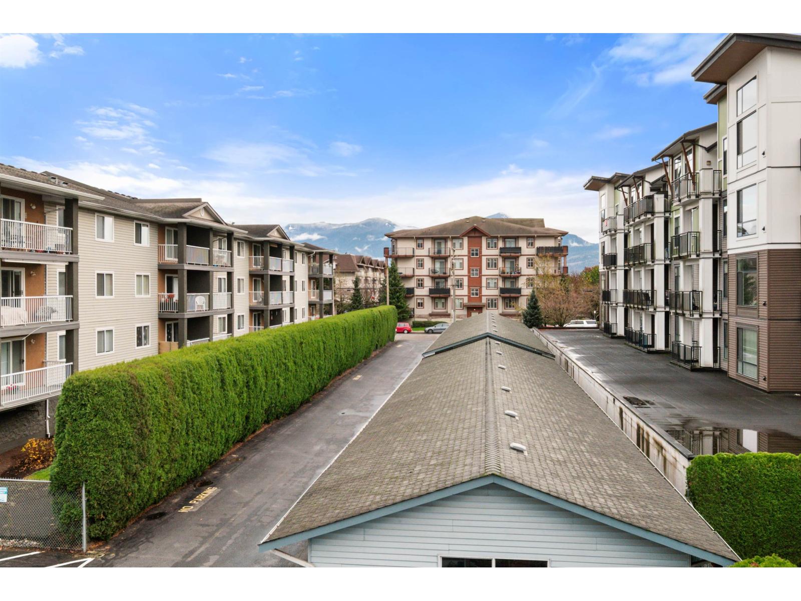 301 9175 EDWARD STREET, Chilliwack Proper West, Chilliwack