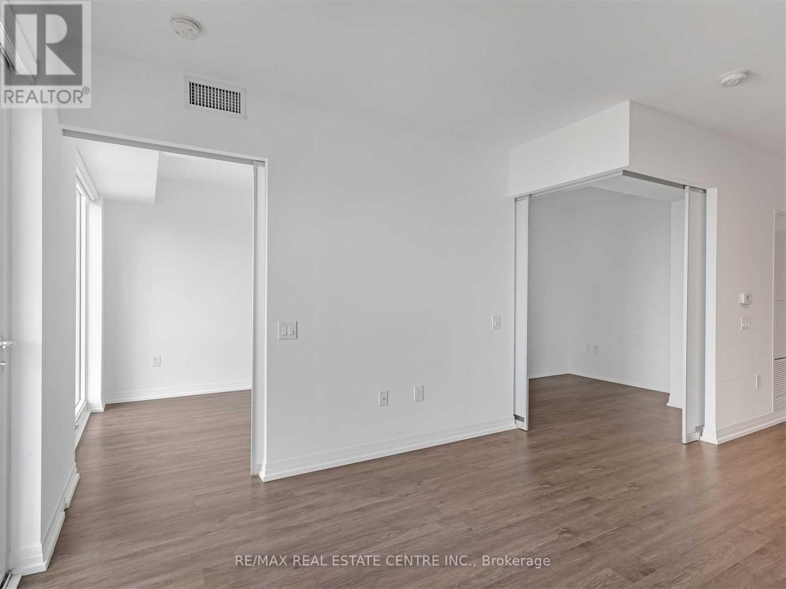 #4709 251 JARVIS STREET - 10