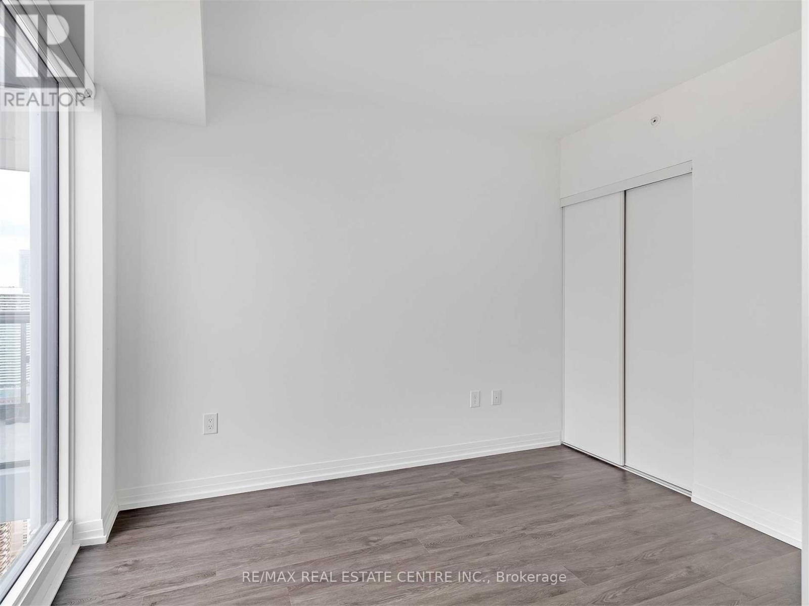 #4709 251 JARVIS STREET - 11