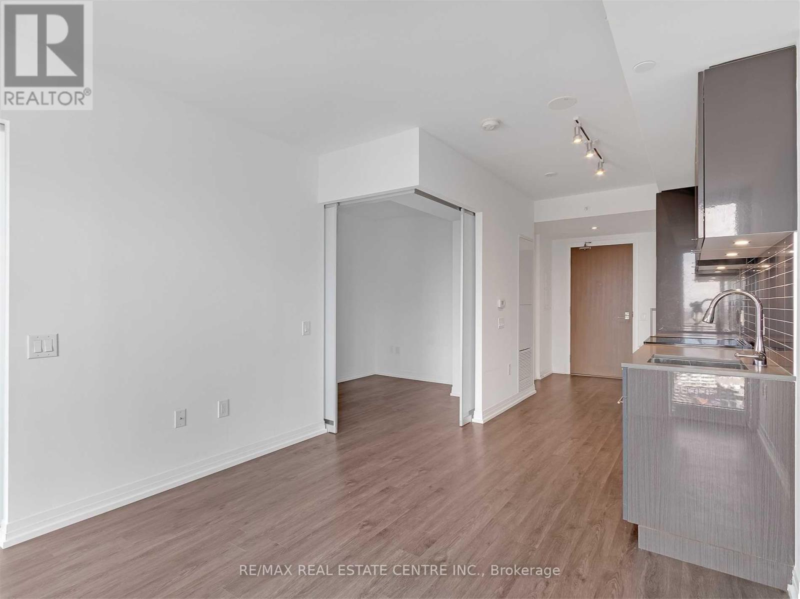 #4709 251 JARVIS STREET - 14