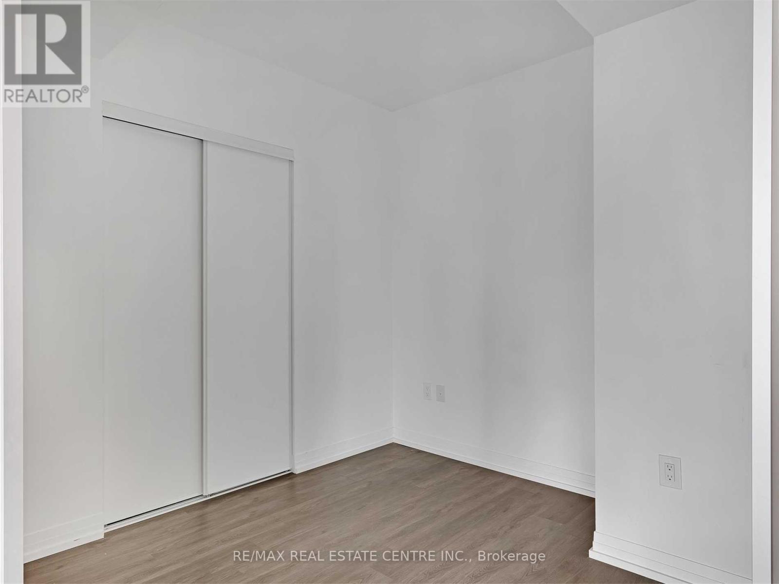 #4709 251 JARVIS STREET - 5
