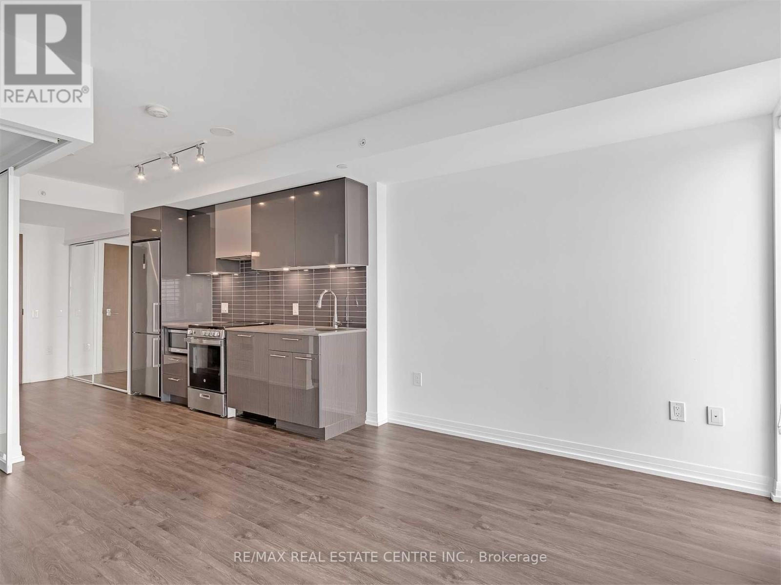 #4709 251 JARVIS STREET - 8