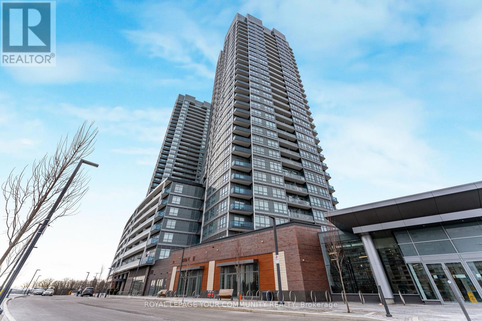 Listing photo of 2109 - 30 UPPER MALL WAY