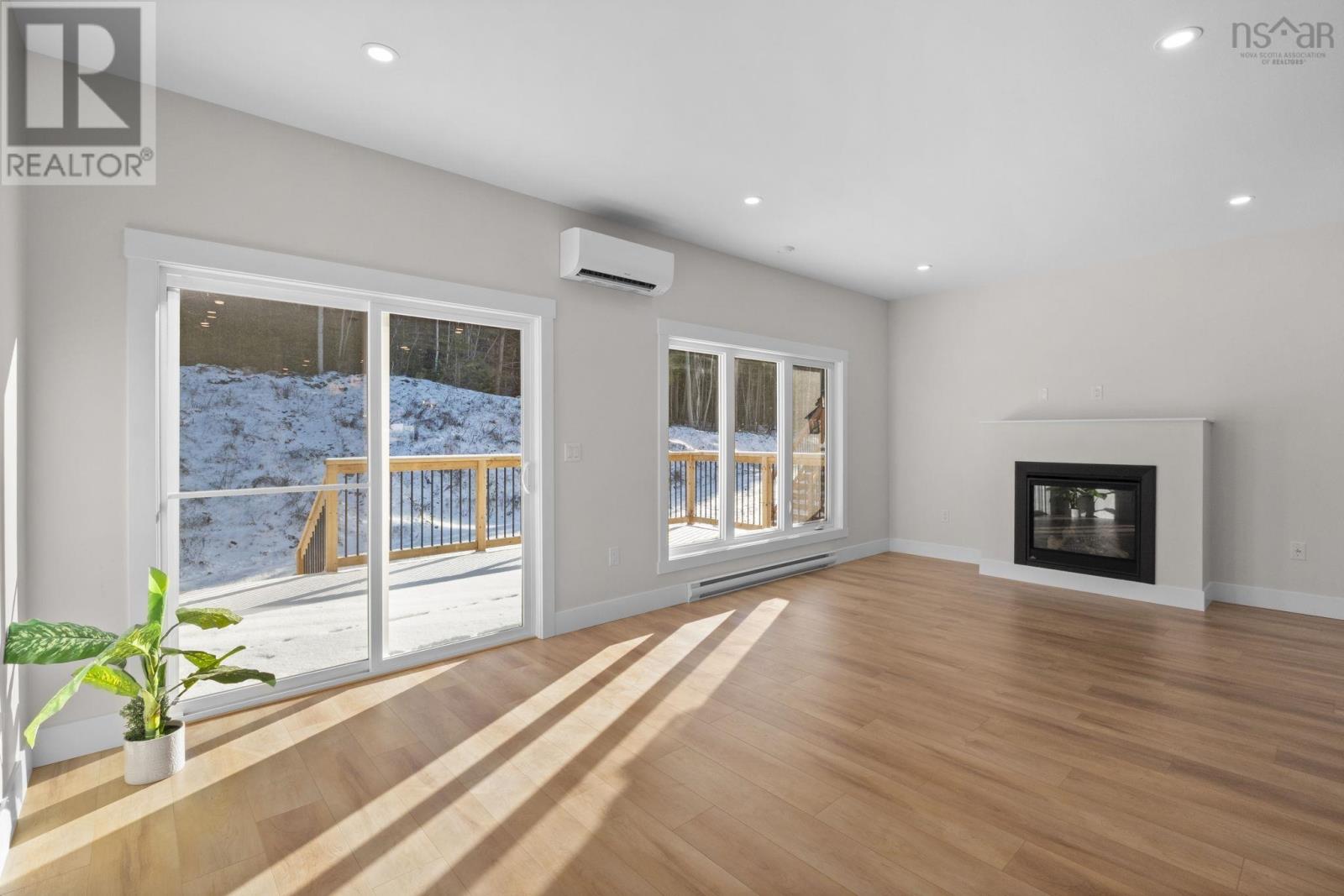 Property 21 of 47 of 18 70 Pearlgarden Close