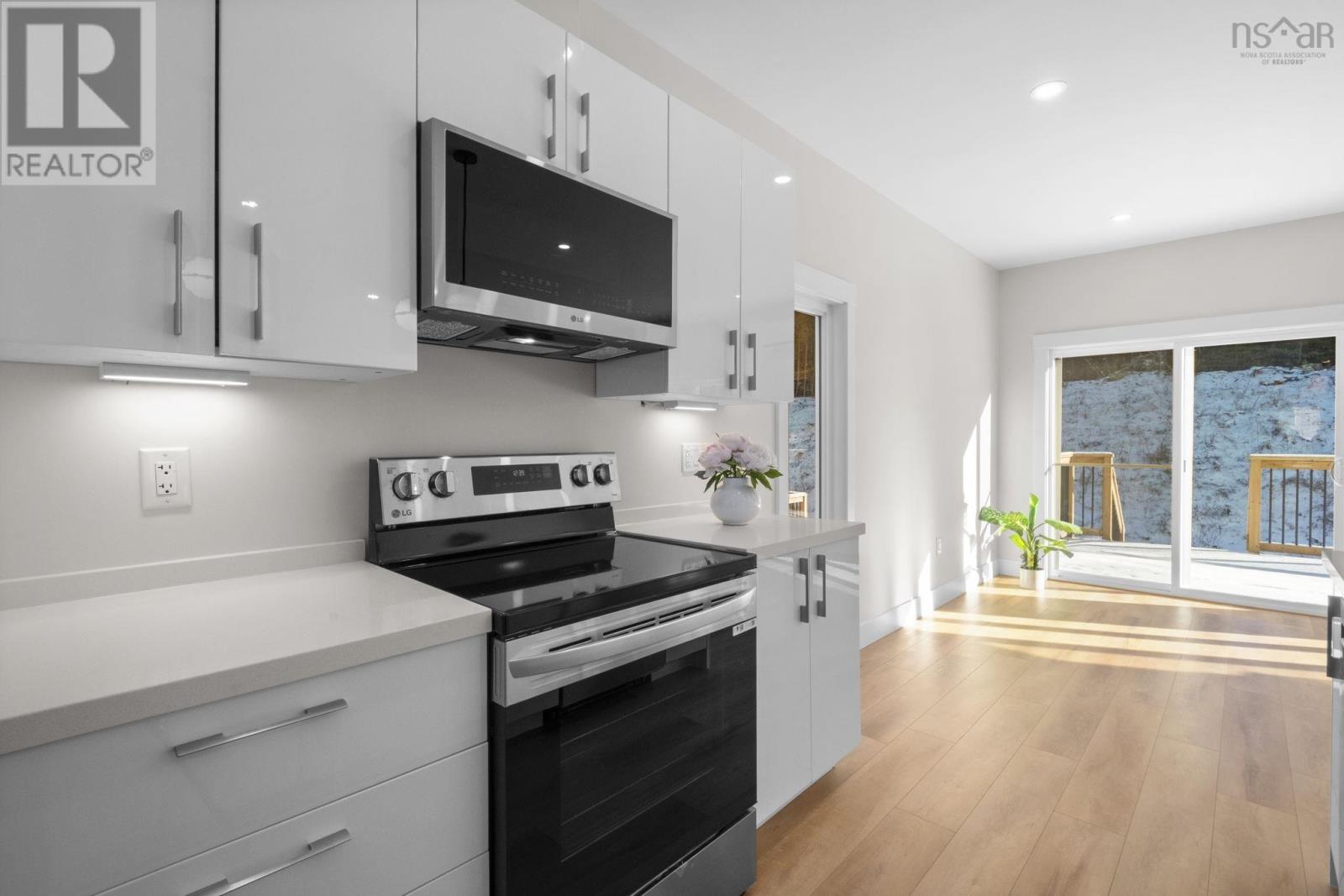 Property 14 of 47 of 18 70 Pearlgarden Close