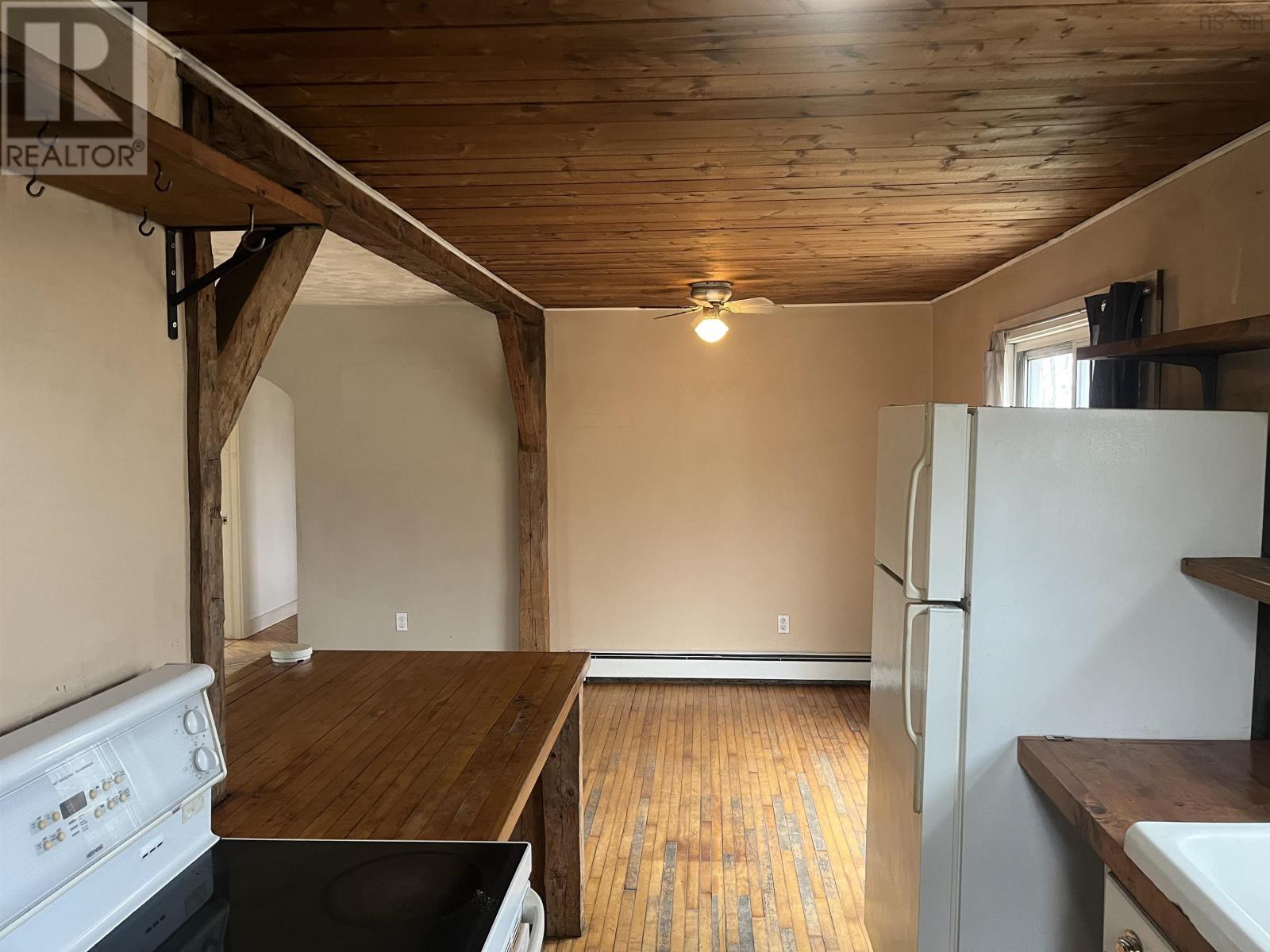 Property 12 of 33 of 1496 Hampton Mountain Road