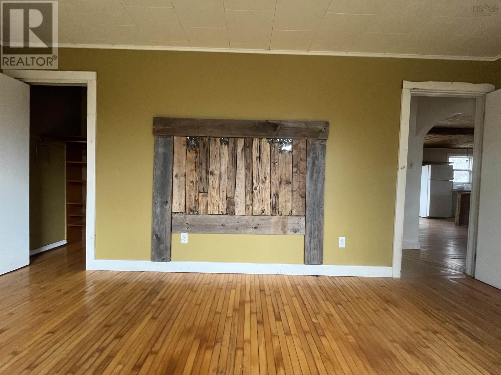 Property 19 of 33 of 1496 Hampton Mountain Road