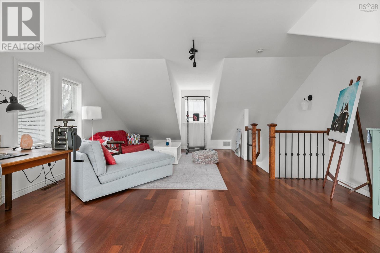 Property 24 of 44 of 79 Windmill Road