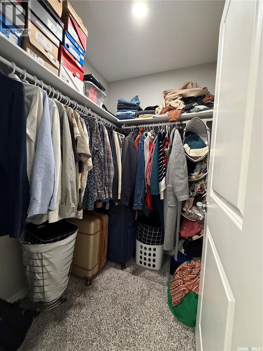 Single Family House for Sale in   Akhtar BEND Saskatoon 