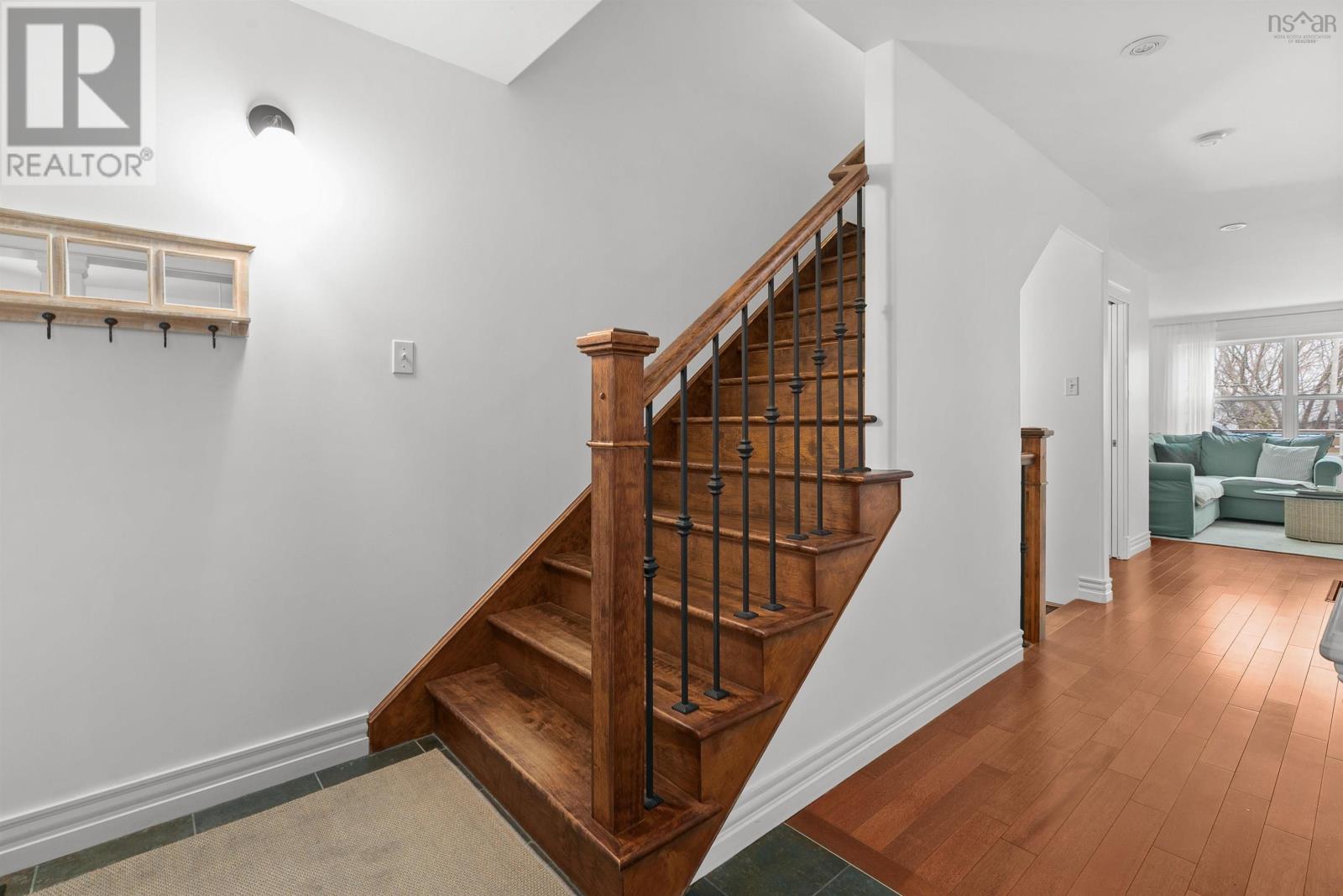 Property 2 of 44 of 79 Windmill Road