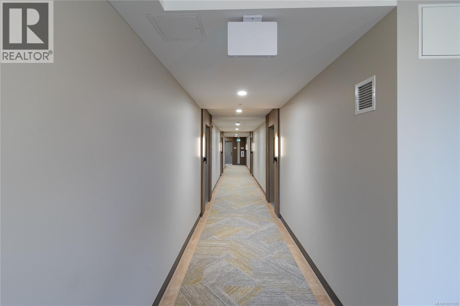 #103 201 DOGWOOD DR - 28