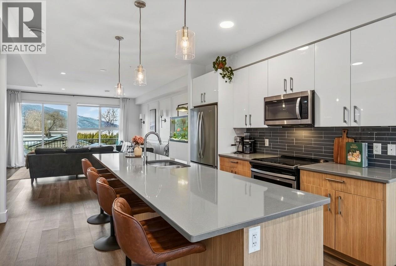 102 11581 Rogers Road, Lake Country