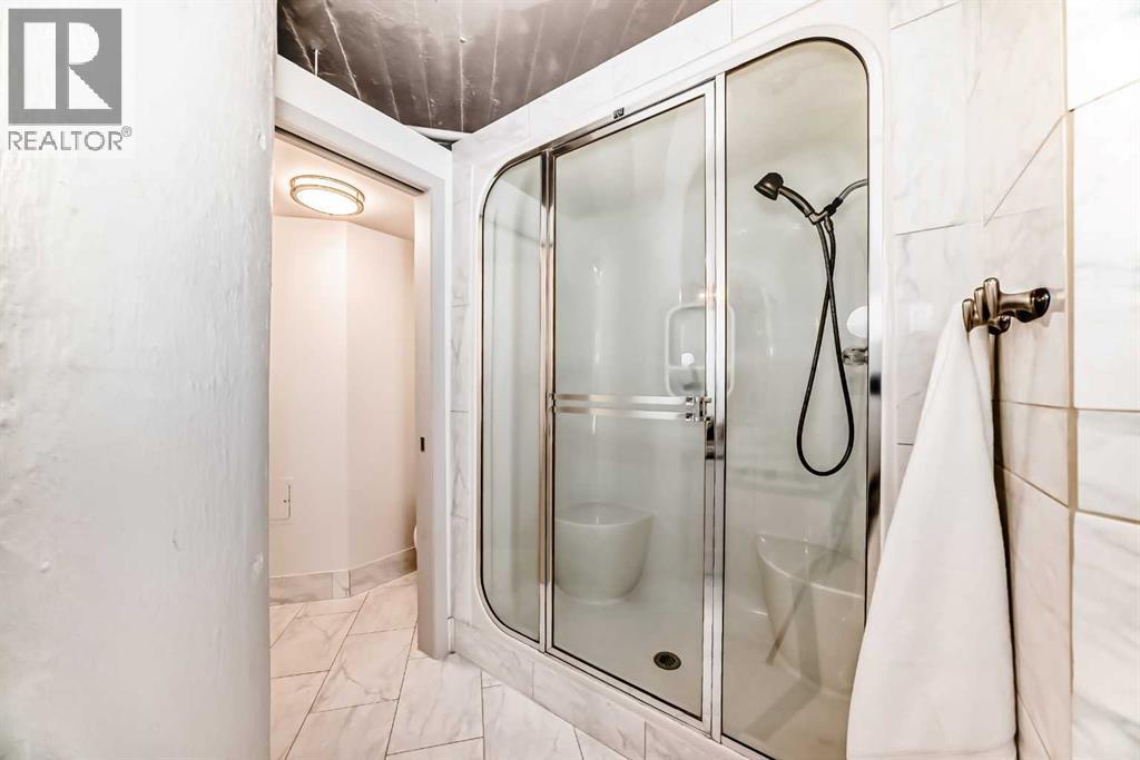 Single Family House for Sale in    Avenue SW Beltline Calgary 