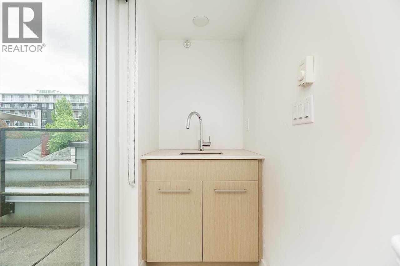 2 589 W KING EDWARD AVENUE, Vancouver