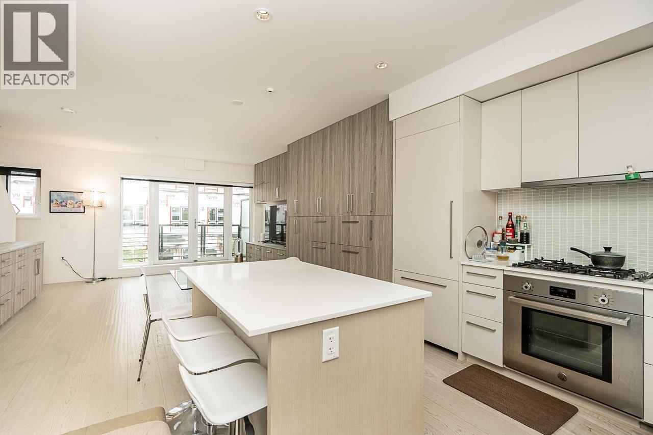 2 589 W KING EDWARD AVENUE, Vancouver