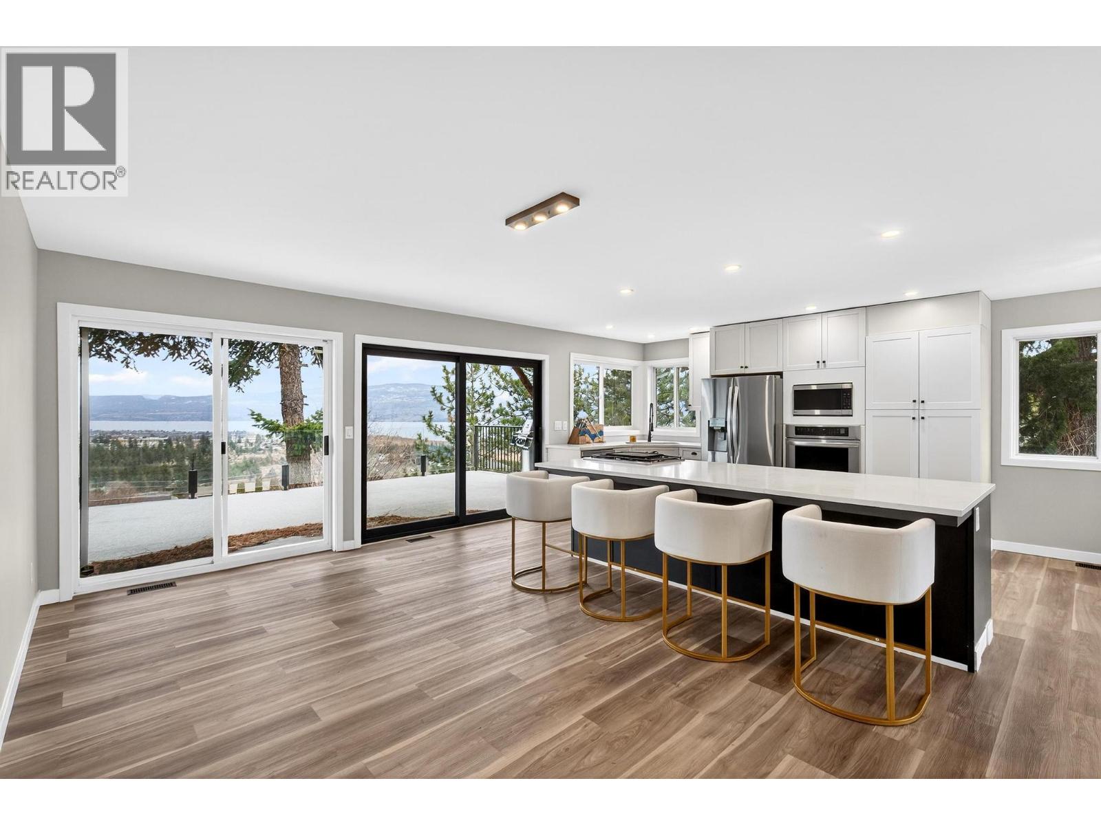  2848 Lower Glenrosa Road, West Kelowna