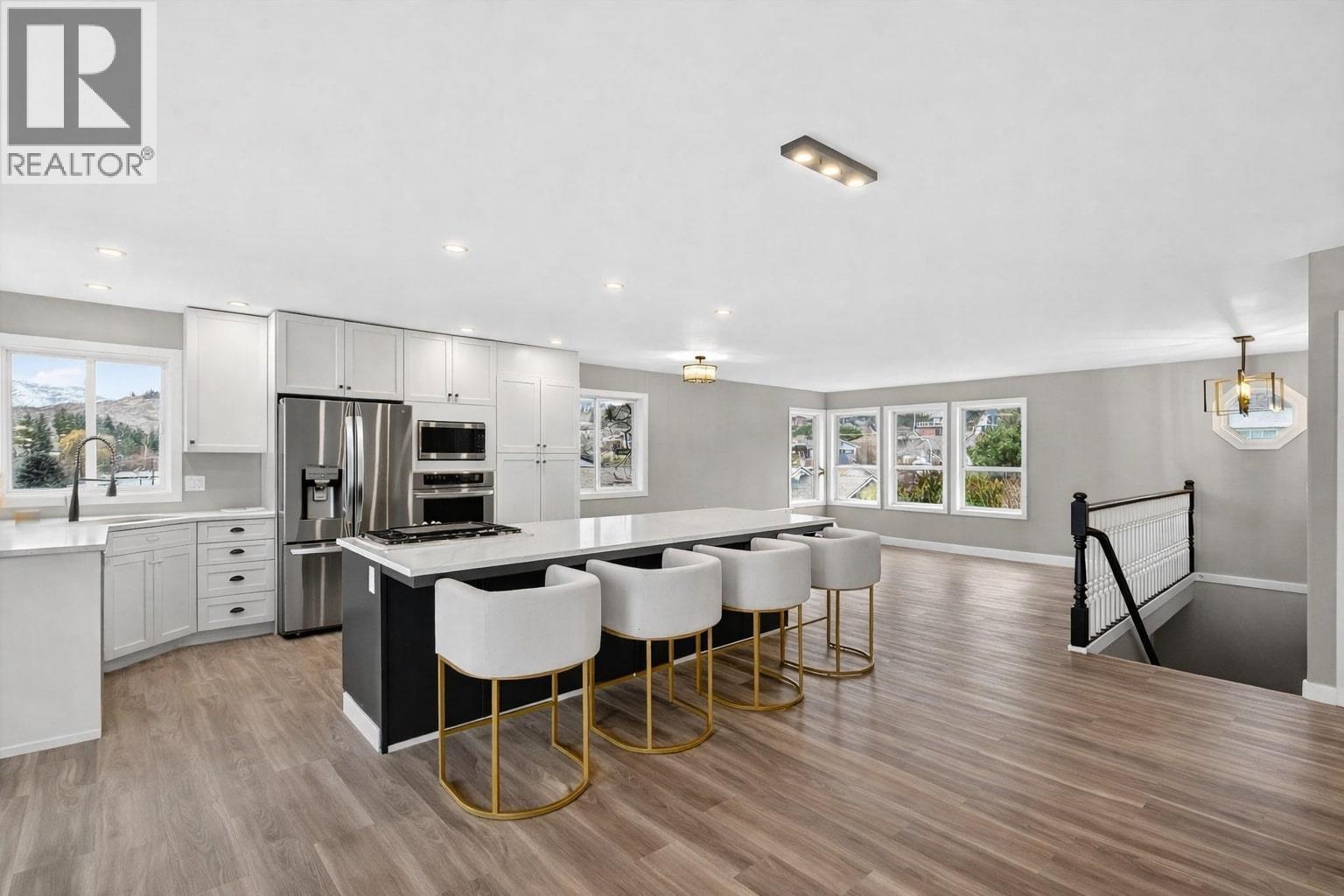  2848 Lower Glenrosa Road, West Kelowna