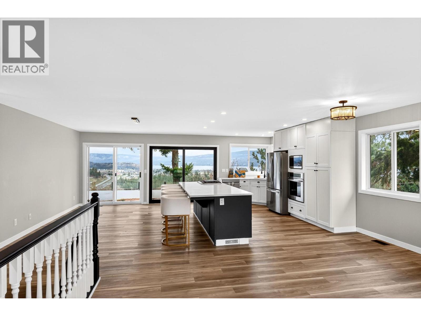  2848 Lower Glenrosa Road, West Kelowna