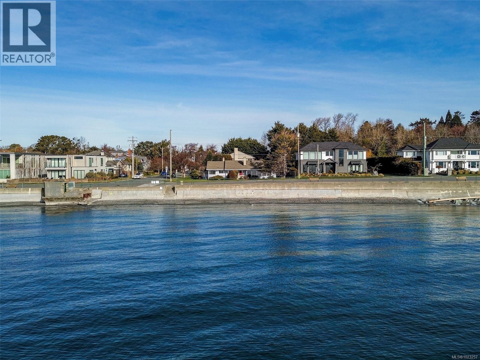  406 Beach Drive, Oak Bay